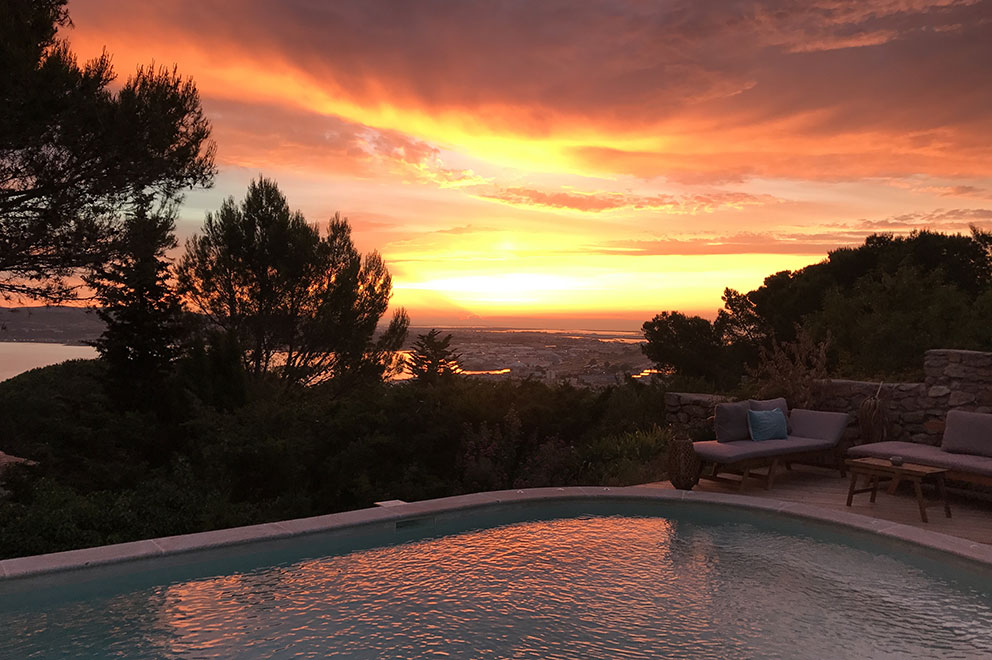 Sunrise on the sea view from  la Singulière swimming pool